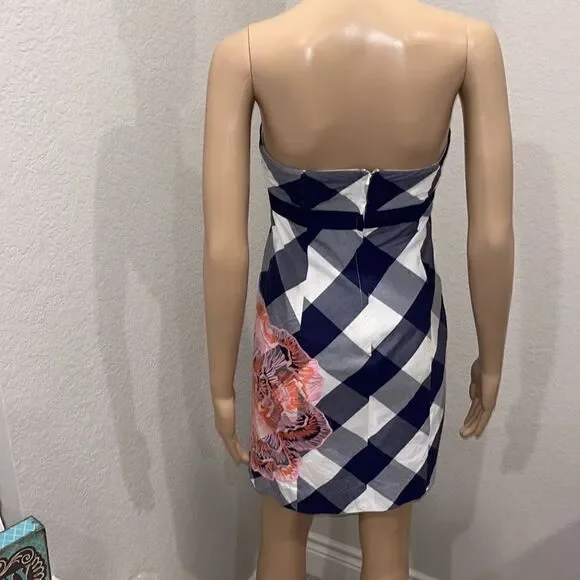 Lilly Pulitzer strapless dress - Picture 2 of 7